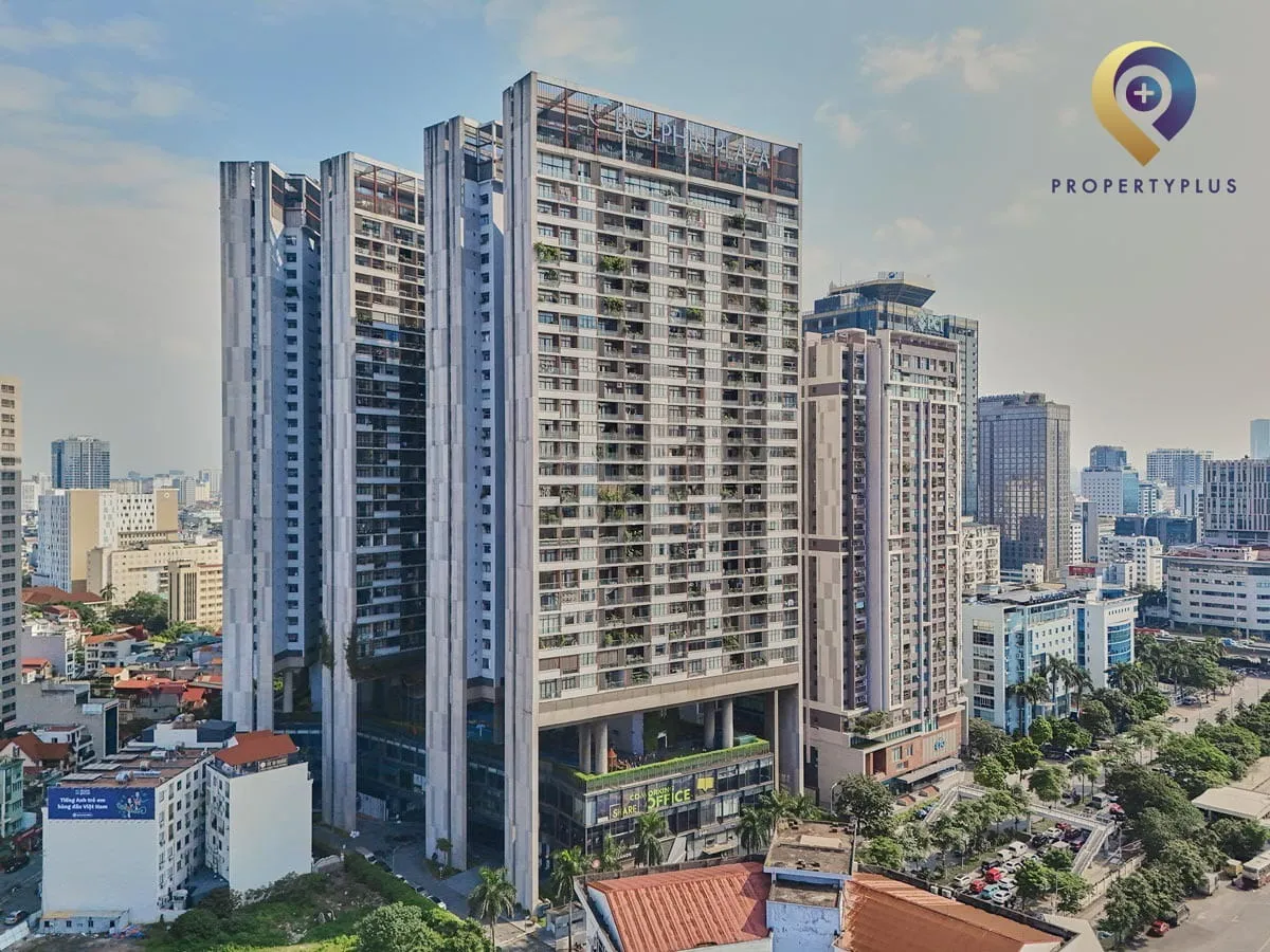 Toàn cảnh tòa nhà Dolphin Plaza nhìn từ đường Nguyễn Hoàng, Hà Nội.